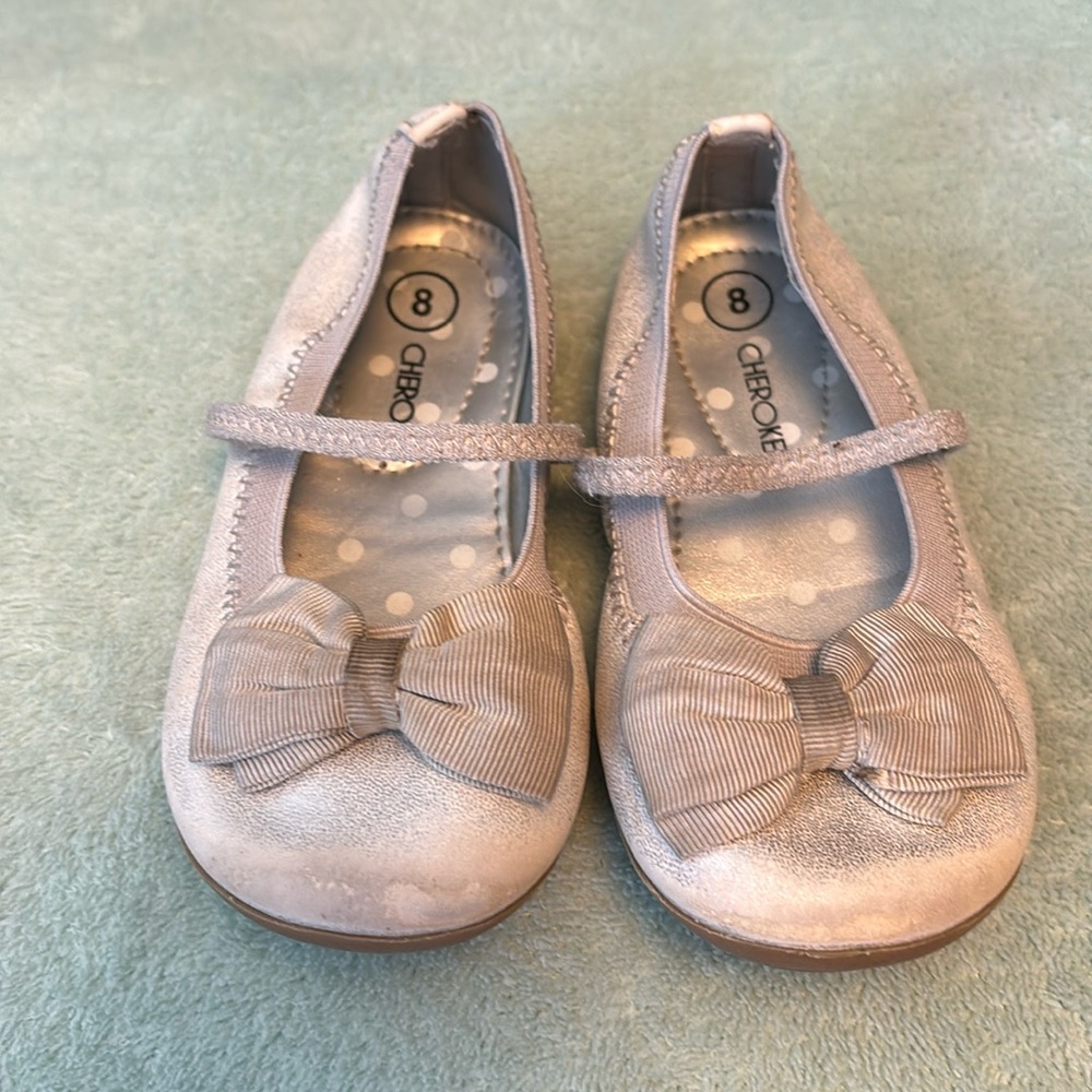 Cherokee, gray ballet style dress shoe size 8